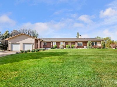22 Horseshoe Cir