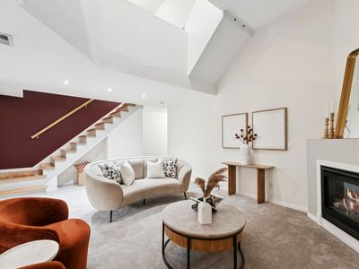 2233 S 500 E APT 105