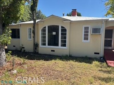 570 Cloverdale Blvd