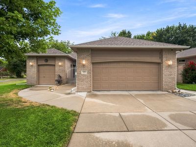 279 S Byron Ct