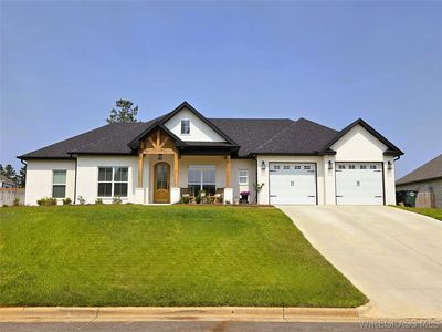 302 White Oak Dr