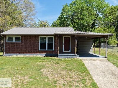 63 Davis Rd