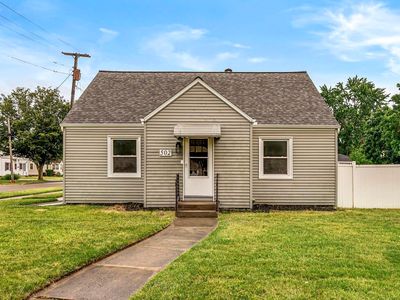 502 Sunset Ave