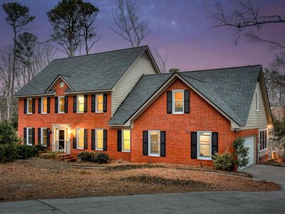 4198 Knollcrest Cir N