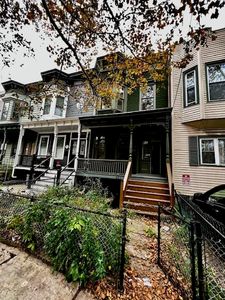 216 Bowers St