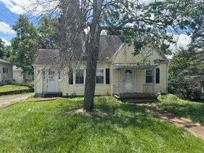 214 E Virginia Ave