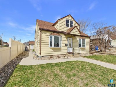 2425 S Duluth Ave