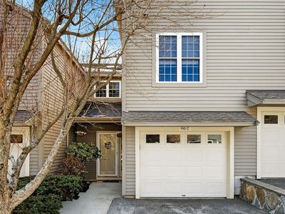 110 Ridgefield Cir #C