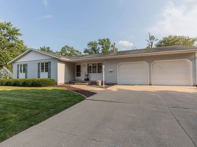 Property at 301 9th St, Mendota, IL