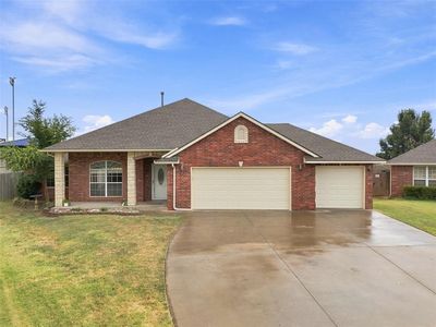 1280 Douglas Cir