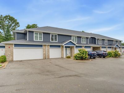 2709 Silvernail Rd