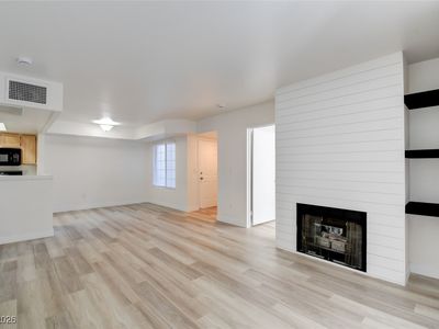 1908 High Valley Ct UNIT 105