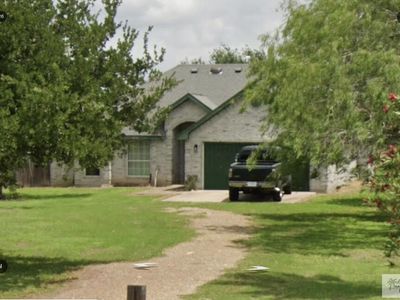 Property at 18017 Parker Rd, Santa Rosa, TX