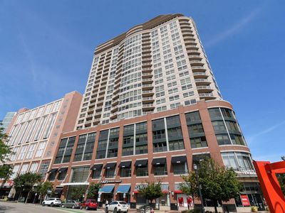 807 Davis St Unit 1610