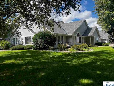 Property at 1203 Rockbend Pkwy, Saint Peter, MN