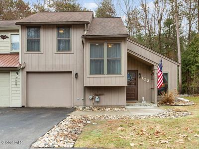 102 Arrow Wood Place