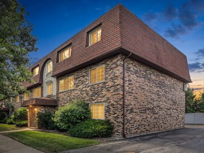 3934 W 104th St APT 2B