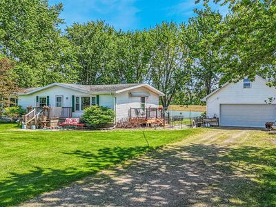 N8053 Hickory Rd