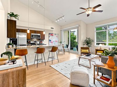 1380 Rosewood Ave #9-E