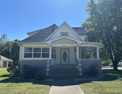 101 E Adams Ave