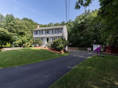Property at 12 Applewood Lane, Salem, NH
