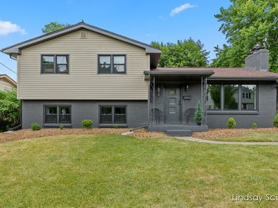 1819 Menominee Dr SE