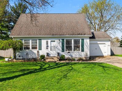 3 Carol Ct