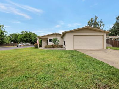 303 Louis Ln