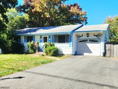 16 Mary Ann Rd