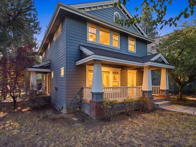 1374 NW Fort Clatsop St