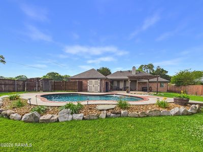 104 Triangle Cir