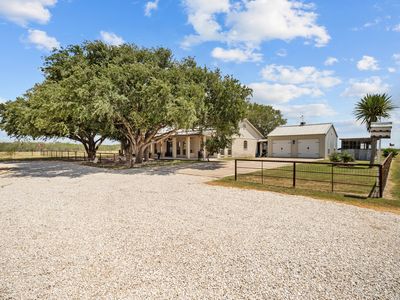 809 County Road 213