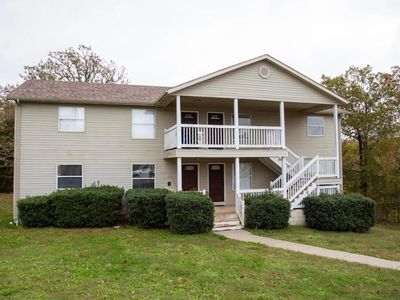 601-604 Twin Oaks Drive