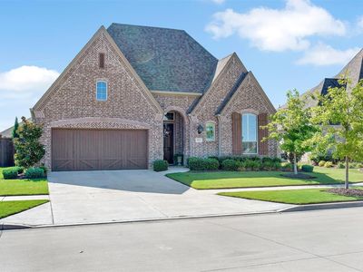 921 Drummond Dr