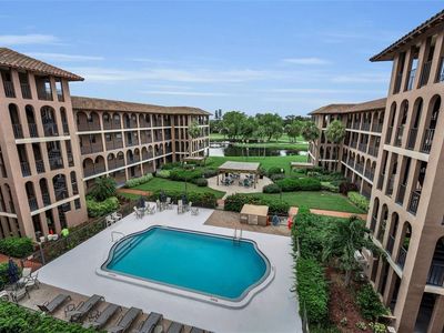 6100 GULFPORT BOULEVARD S #405