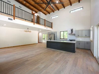 3557 Redhill Road