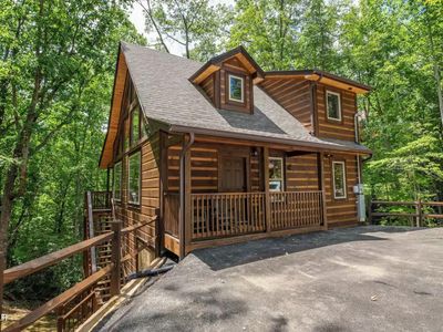 515 Deer Path Ln