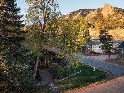 114 Chautauqua Park