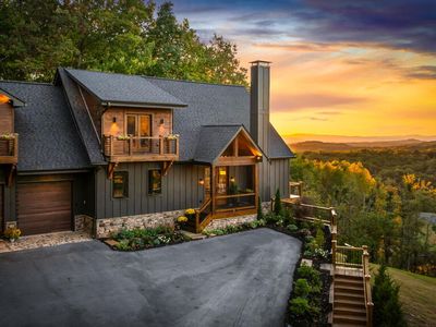 437 Big Valley Dr