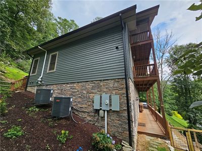 615 New Homstead Drive