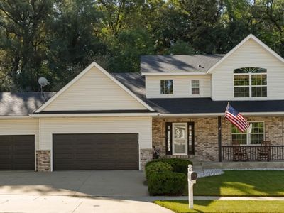 1008 Southern Woods Pl SW
