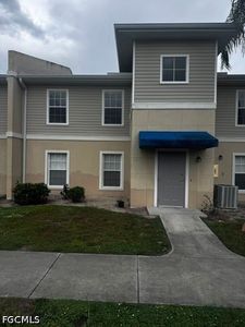 1328 Reflections Ln Unit 5