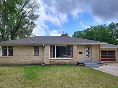 Property at 1006 E 12th St, York, NE