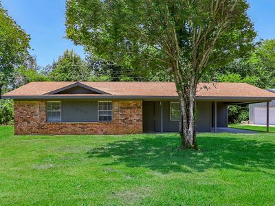 1006 Oakhollow Pl