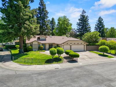 3200 Cloudview Dr