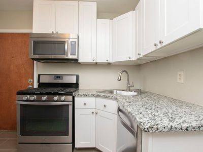 3660 Peachtree Rd NE #4-E