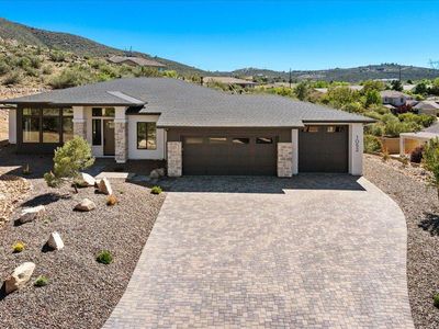 1052 N Cloud Cliff Pass