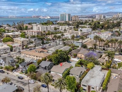 241 Lindero Ave