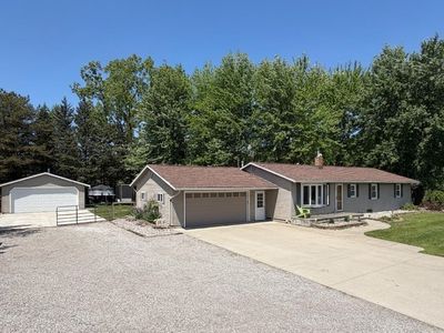 1502 Seven Mile Rd