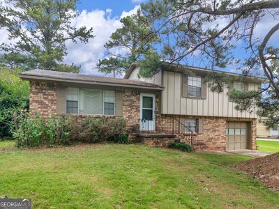 Property at 206 W Windemere Way, Jonesboro, GA